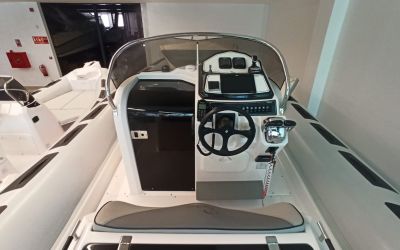 RANIERI CAYMAN 31 SPORT TOURING