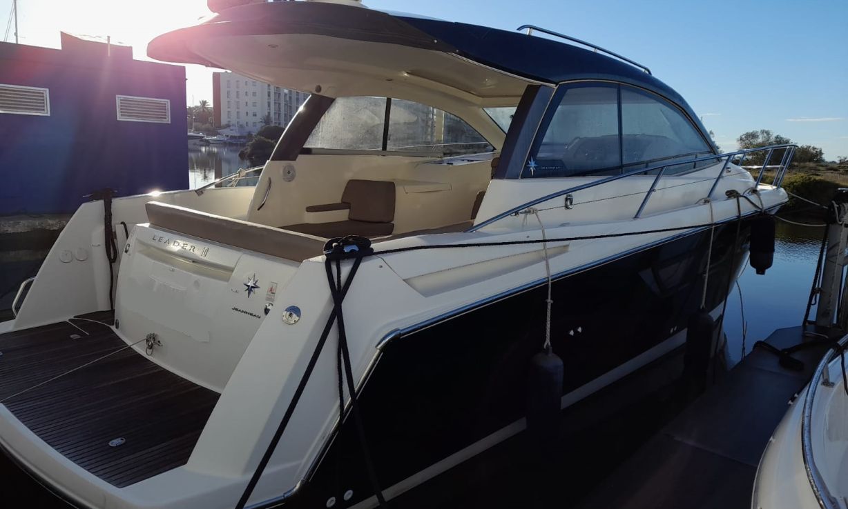 JEANNEAU LEADER 10