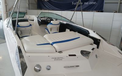 REGAL 2200