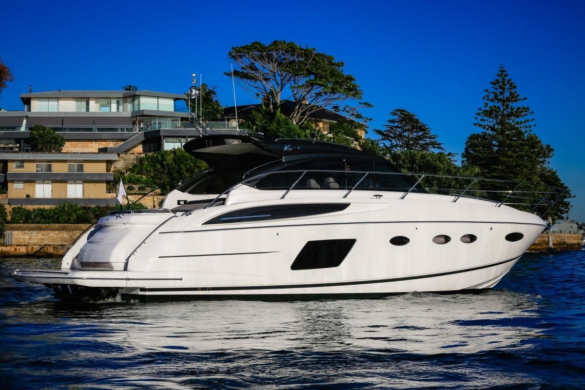 PRINCESS V48 OPEN