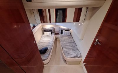 FAIRLINE PHANTOM 46