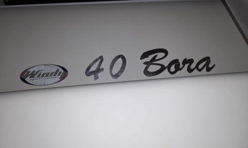 WINDY 40 BORA