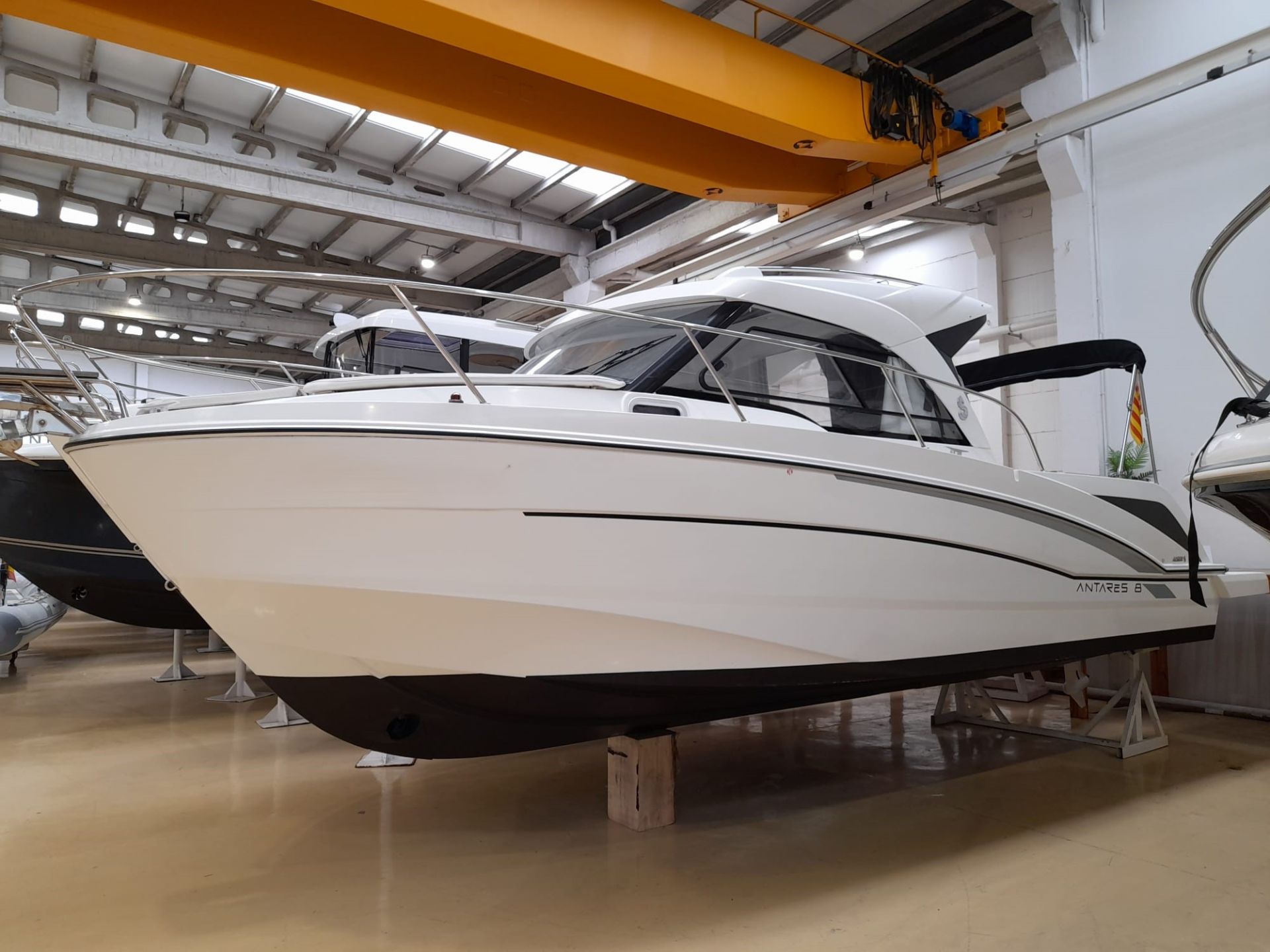 BENETEAU ANTARES 8