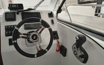 BENETEAU ANTARES 8