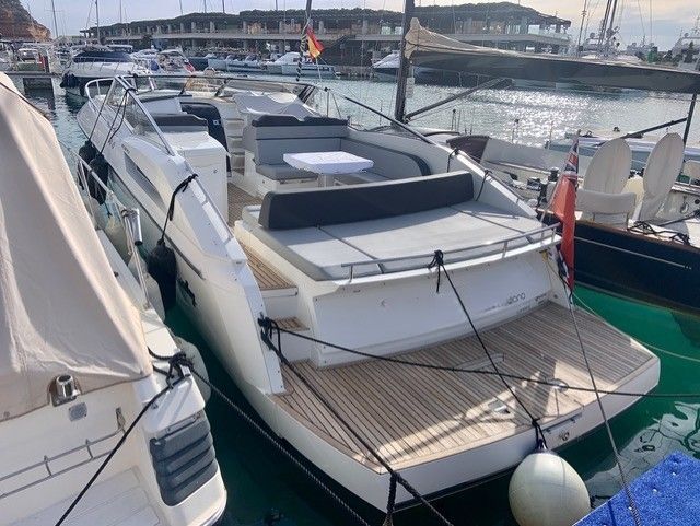 WINDY CAMIRA 39