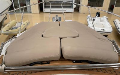 BENETEAU MONTECARLO 27