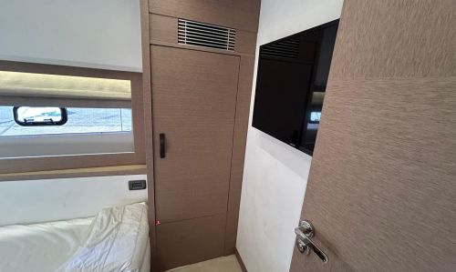 PRESTIGE 590 FLY