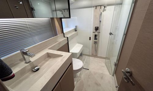 PRESTIGE 590 FLY