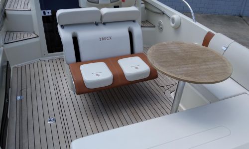 INVICTUS 280 CX
