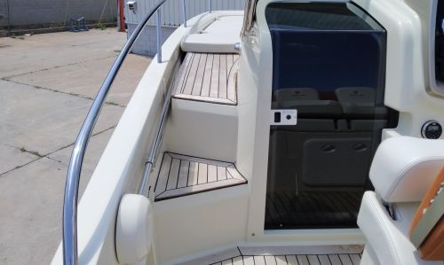 INVICTUS 280 CX
