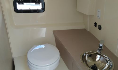 INVICTUS 280 CX