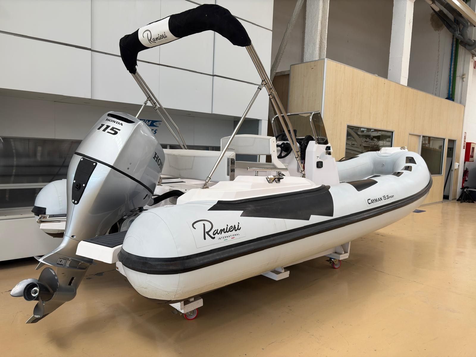 RANIERI CAYMAN 19 SPORT