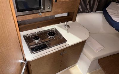 JEANNEAU LEADER 8