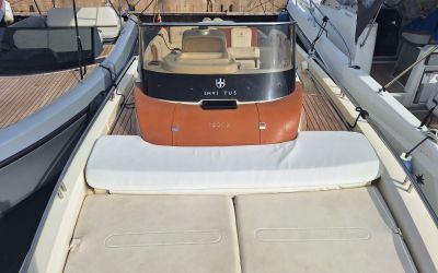 INVICTUS 280 CX