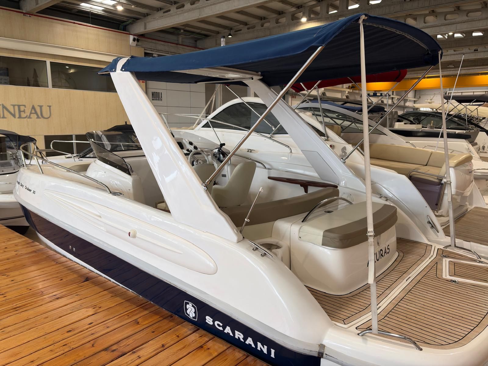 SCARANI DAY CRUISER 25