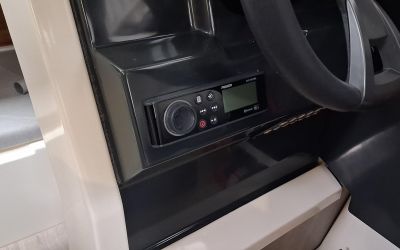 QUICKSILVER ACTIV 675 WEEKEND