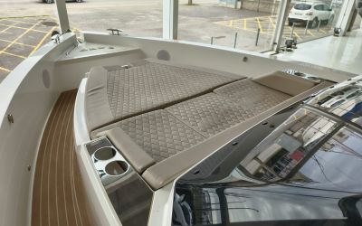 De Antonio Yachts D32 Open