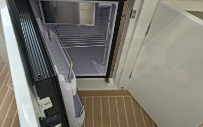 De Antonio Yachts D32 Open