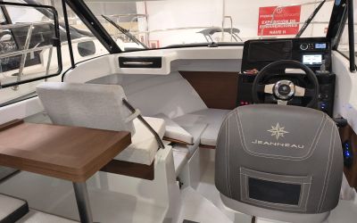 JEANNEAU MERRY FISHER 695 S2