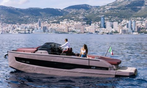 CRANCHI A32 