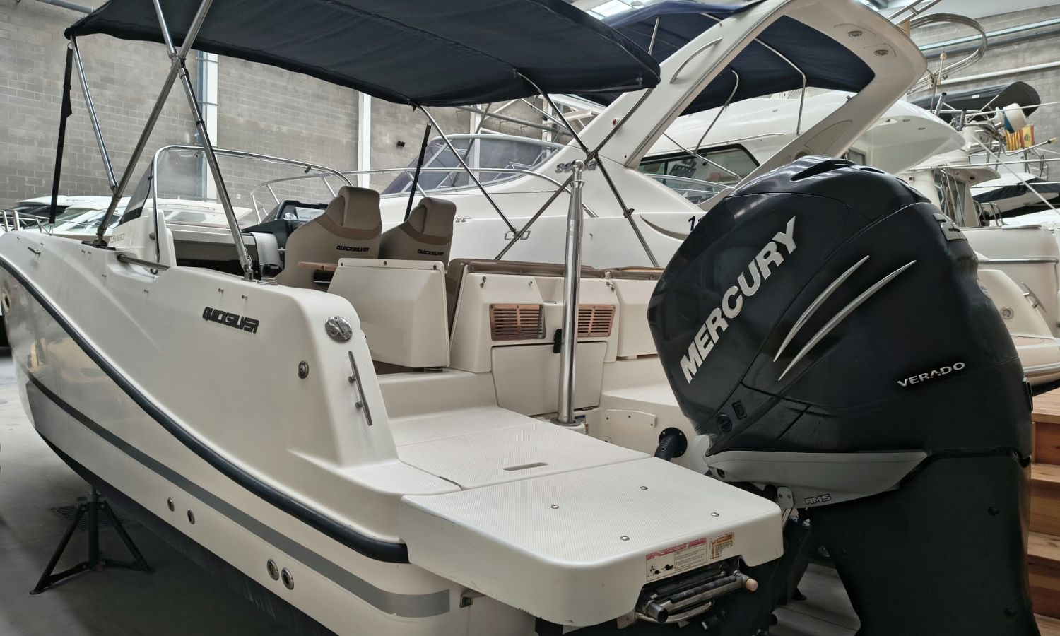 QUICKSILVER ACTIV 755 SUNDECK