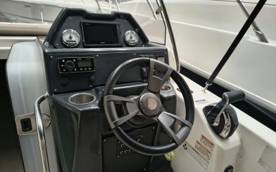 QUICKSILVER ACTIV 755 SUNDECK