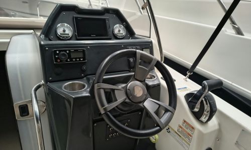 QUICKSILVER ACTIV 755 SUNDECK