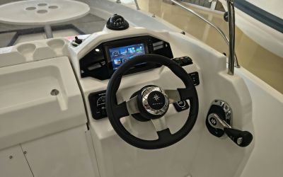 JEANNEAU CAP CAMARAT 5.5 CC