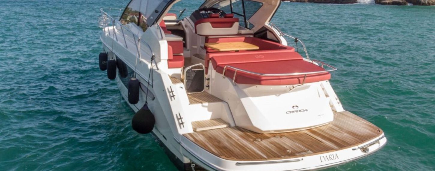 THE BEST SELECTION OF PRE-OWNED BOATS