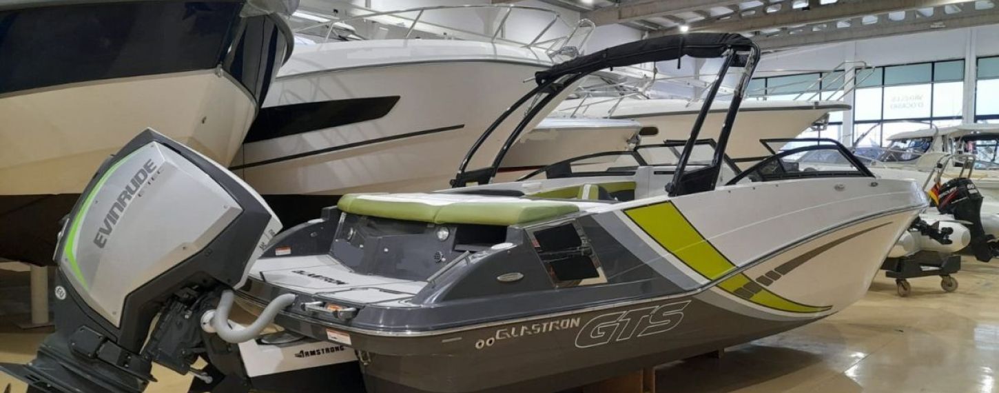 THE BEST SELECTION OF PRE-OWNED BOATS