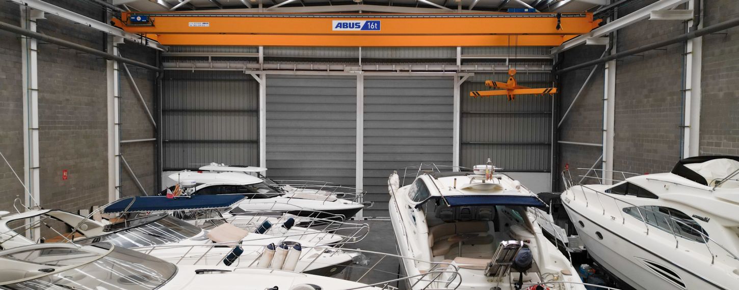 MORE THAN 60 BOATS IN OUR SHOWROOM