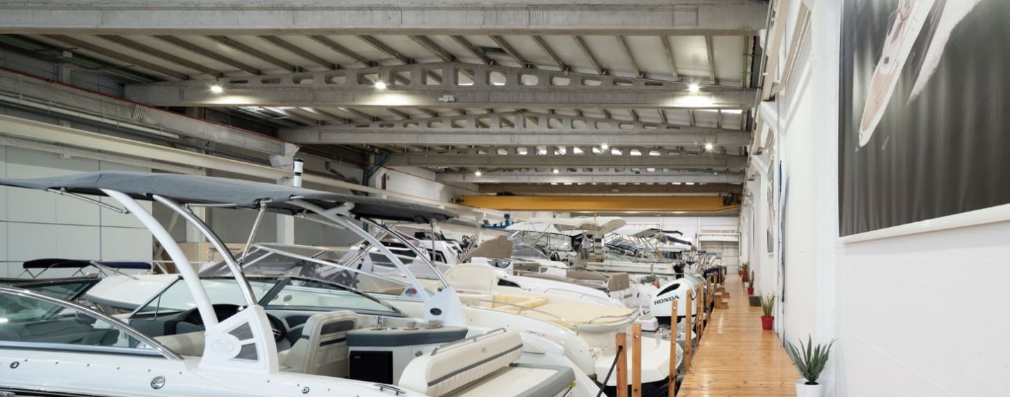 MORE THAN 60 BOATS IN OUR SHOWROOM